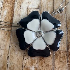 Enamelled Necklace Single Flower on Beaded Wire